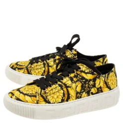 Versace Yellow/Black Barocco Print Canvas Low Top Sneakers Size 39.5 For Men -Versace Official Website luxury men versace new shoes p614962 001