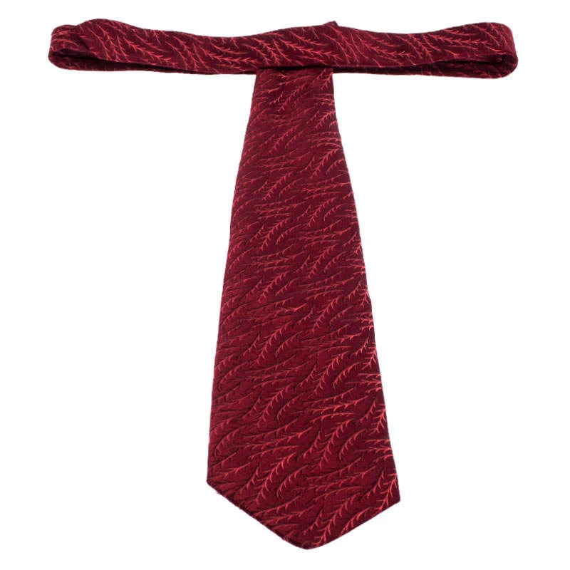 Versace Red Pattern Jacquard Traditional Silk Tie For Men 3 Versace Red Pattern Jacquard Traditional Silk Tie For Men - Image 3