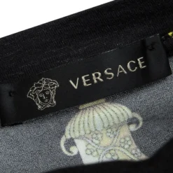Versace Black Medusa Head Print T-Shirt M For Men -Versace Official Website luxury men versace used clothes p106334 005