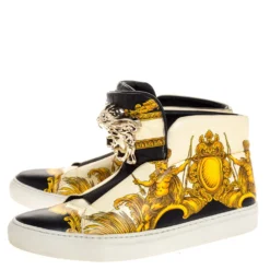 Versace Cream Tigris Print Leather Palazzo Medusa High Top Sneakers Size 38 For Men 11 Versace Cream Tigris Print Leather Palazzo Medusa High Top Sneakers Size 38 For Men -Versace Official Website luxury men versace used shoes p316294 008
