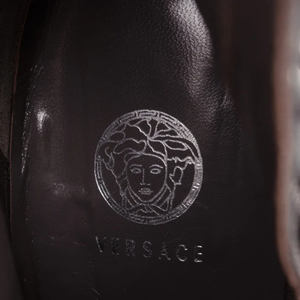 Versace Patent Leather Medusa Stamp Boots Size 38 For Men 8 Versace Patent Leather Medusa Stamp Boots Size 38 For Men - Image 8