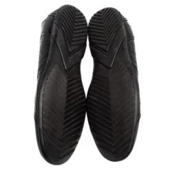 Versace Black Leather Logo Embossed Low Top Sneakers Size 40 For Men -Versace Official Website luxury men versace used shoes p426141 008