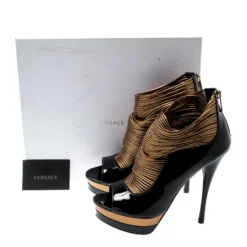 Versace Black/ Metallic Dull Gold Patent Leather Peep Toe Platform Cage Ankle Booties Size 41 For Women 15 Versace Black/ Metallic Dull Gold Patent Leather Peep Toe Platform Cage Ankle Booties Size 41 For Women -Versace Official Website luxury women versace new shoes p195927 008