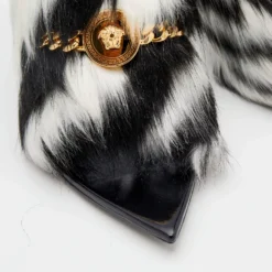 Versace Black/White Faux Fur Medusa Chain Slide Sandals Size 39.5 For Women -Versace Official Website luxury women versace new shoes p668491 006