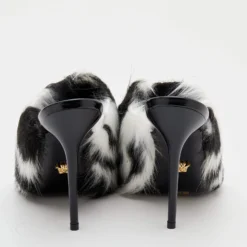 Versace Black/White Faux Fur Medusa Chain Slide Sandals Size 39.5 For Women -Versace Official Website luxury women versace new shoes p668491 007