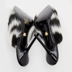 Versace Black/White Faux Fur Medusa Chain Slide Sandals Size 39.5 For Women -Versace Official Website luxury women versace new shoes p668491 008
