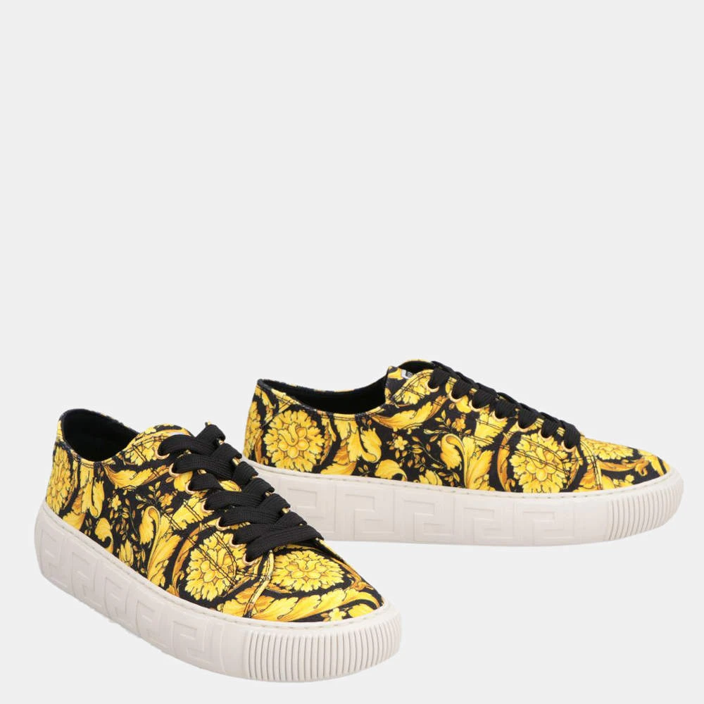 Versace Black/Yellow Leather/Rubber Baroque Pattern Print Low Top Sneakers Size EU 37 For Women 2 Versace Black/Yellow Leather/Rubber Baroque Pattern Print Low Top Sneakers Size EU 37 For Women - Image 2