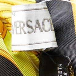 Versace Green Barocco Chaos Couture Print Silk Scarf For Women -Versace Official Website luxury women versace used accessories p671931 005