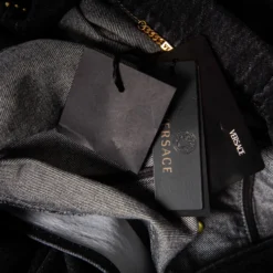 Versace Charcoal Grey Denim Rockstud Detail Button Front Jacket M For Women 21 Versace Charcoal Grey Denim Rockstud Detail Button Front Jacket M For Women -Versace Official Website luxury women versace used clothes p569398 011 scaled