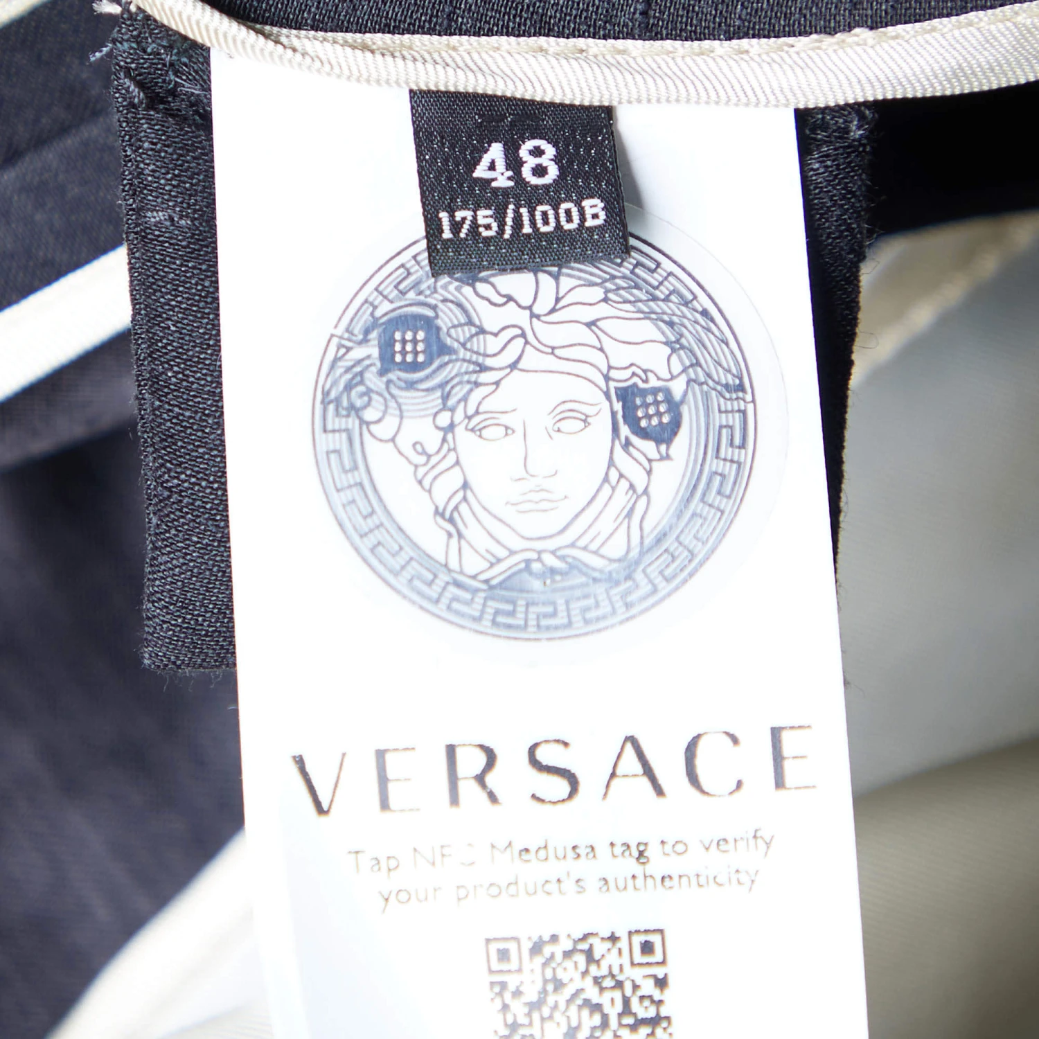 Versace Black Linen Blend Single Buttoned Blazer L For Women 5 Versace Black Linen Blend Single Buttoned Blazer L For Women - Image 5