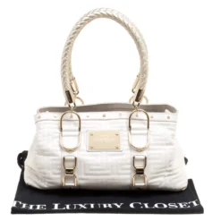 Versace White Quilted Leather Snap Out Of It Tote For Women -Versace Official Website luxury women versace used handbags p155280 0009
