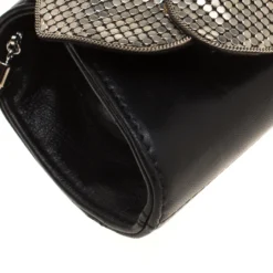 Versace Black Leather Flower Embellished Chain Clutch For Women 20 Versace Black Leather Flower Embellished Chain Clutch For Women -Versace Official Website luxury women versace used handbags p182723 004