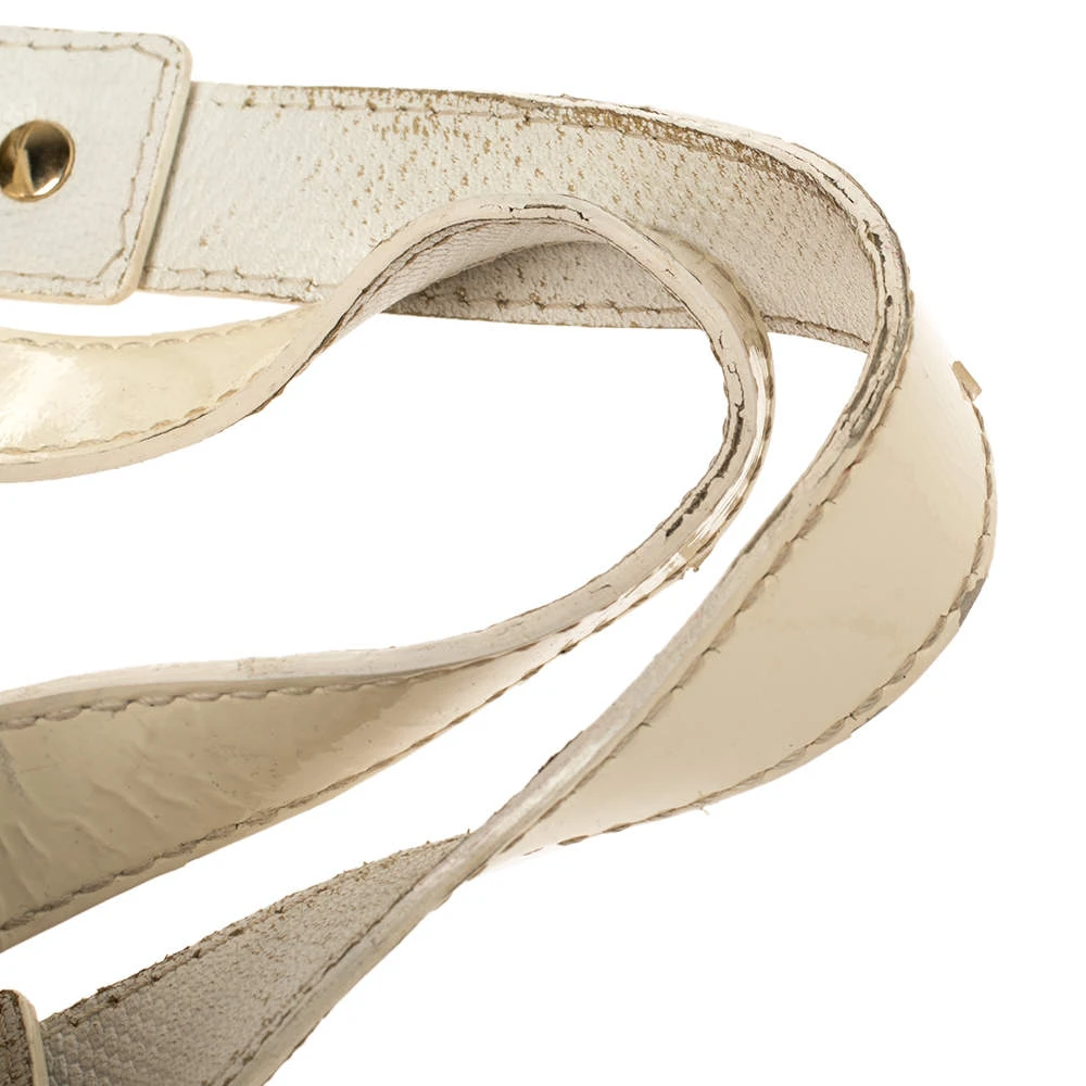 Versace White/Ivory Patent And Leather Cutout Tote For Women 8 Versace White/Ivory Patent And Leather Cutout Tote For Women - Image 8