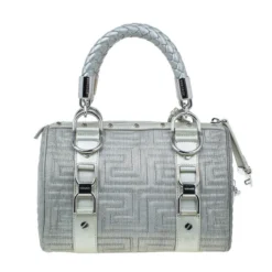 Versace Metallic Leather Quilted Snap Out Of It Bag For Women -Versace Official Website luxury women versace used handbags p5652 004