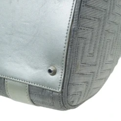 Versace Metallic Leather Quilted Snap Out Of It Bag For Women -Versace Official Website luxury women versace used handbags p5652 009