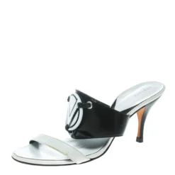 Versace Monochrome Leather Plaque Sandals Size 36 For Women