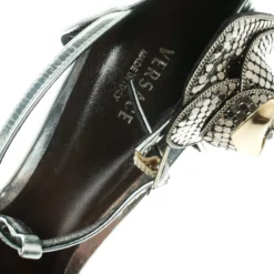Versace Metallic Silver Patent Leather Flower Detail T Strap Sandals Size 40 For Women -Versace Official Website luxury women versace used shoes p178250 004