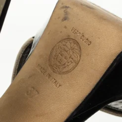 Versace Black Patent Strappy Sandals Size 37 For Women -Versace Official Website luxury women versace used shoes p30595 010