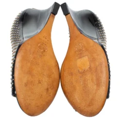 Versace Black Patent Studded Peep Toe Pumps Size 37 For Women -Versace Official Website luxury women versace used shoes p333520 006