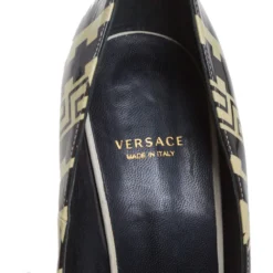 Versace Off White/Light Black Patent Leather Pointed Toe Pumps Size 39 For Women -Versace Official Website luxury women versace used shoes p403142 003