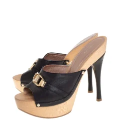 Versace Black Leather Slide Sandals Size 37 For Women -Versace Official Website luxury women versace used shoes p420926 008