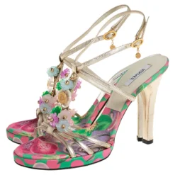 Versace Metallic Gold Leather Flower Detail T-Strap Sandals Size 38.5 For Women -Versace Official Website luxury women versace used shoes p446901 001
