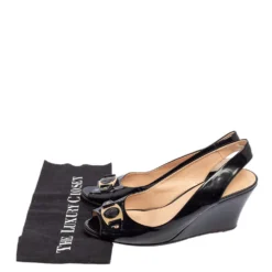 Versace Black Patent Leather Wedge Sandals Size 39 For Women 15 Versace Black Patent Leather Wedge Sandals Size 39 For Women -Versace Official Website luxury women versace used shoes p465407 005