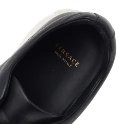Versace Black Leather Medusa Embellished Velcro Strap Low Top Sneakers Size 37 For Women 14 Versace Black Leather Medusa Embellished Velcro Strap Low Top Sneakers Size 37 For Women -Versace Official Website luxury women versace used shoes p511865 1634102539 005