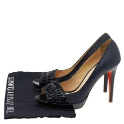 Versace Navy Blue/Black Raffia And Patent Leather Peep Toe Pumps Size 38 For Women 15 Versace Navy Blue/Black Raffia And Patent Leather Peep Toe Pumps Size 38 For Women -Versace Official Website luxury women versace used shoes p557786 001