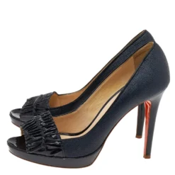 Versace Navy Blue/Black Raffia And Patent Leather Peep Toe Pumps Size 38 For Women 11 Versace Navy Blue/Black Raffia And Patent Leather Peep Toe Pumps Size 38 For Women -Versace Official Website luxury women versace used shoes p557786 002