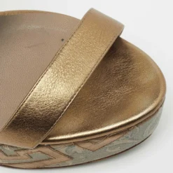 Versace Metallic Gold Leather Wedge Platform Sandals Size 40 For Women -Versace Official Website luxury women versace used shoes p646575 008