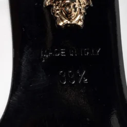 Versace White Leather Medusa Pointed Toe Pumps Size 39.5 For Women -Versace Official Website luxury women versace used shoes p680181 003