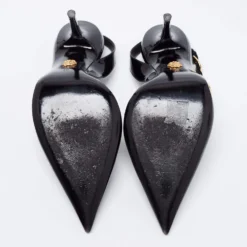 Versace Black Patent Leather Safety-Pin Ankle Strap Pumps Size 40 For Women -Versace Official Website luxury women versace used shoes p681356 001