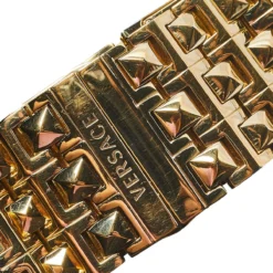 Versace Mother Of Pearl Gold Plated Stainless Steel Cleopatra 85Q Women's Wristwatch 33 Mm For Women -Versace Official Website luxury women versace used watches p448596 007